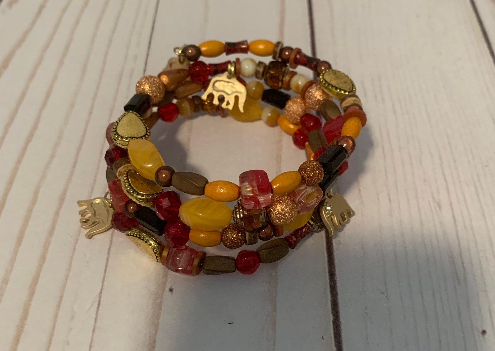 Speicher Draht Perlen Armband von LaLaReaRea