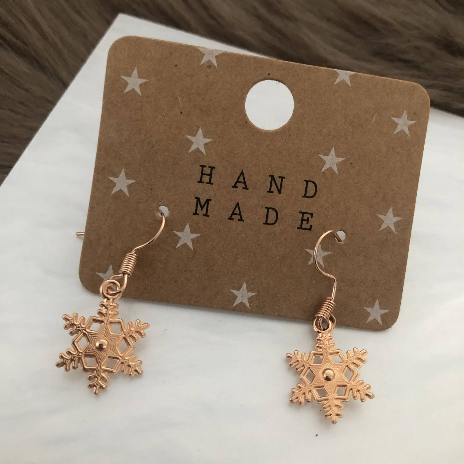 Ohrringe Rosegold Schneeflocke, Edelstahl, Weihnachten, Filigrane Ohrhänger von LaLaSolDesigns