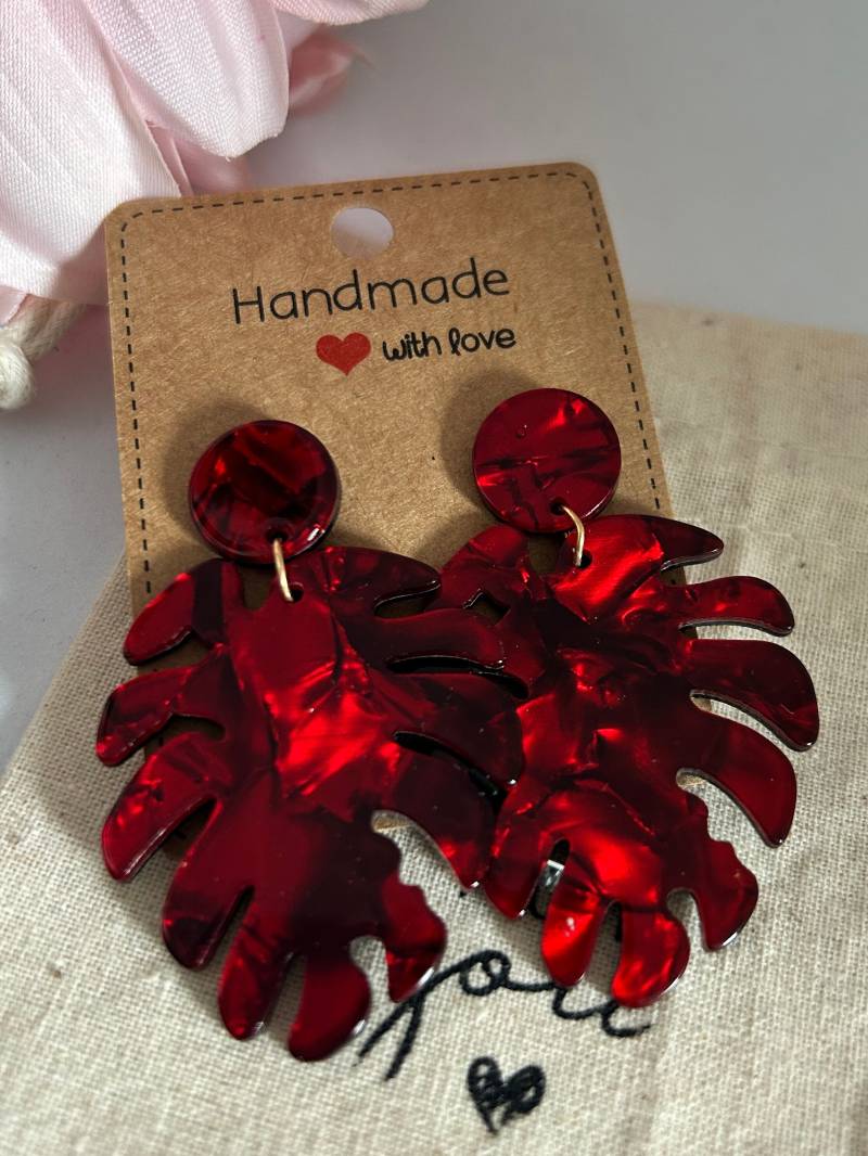 Ohrstecker Resin, Rot, Schimmernd, Monstera, Geschenkidee Für Frauen, Statement, Geschenke Zu Weihnachten von LaLaSolDesigns