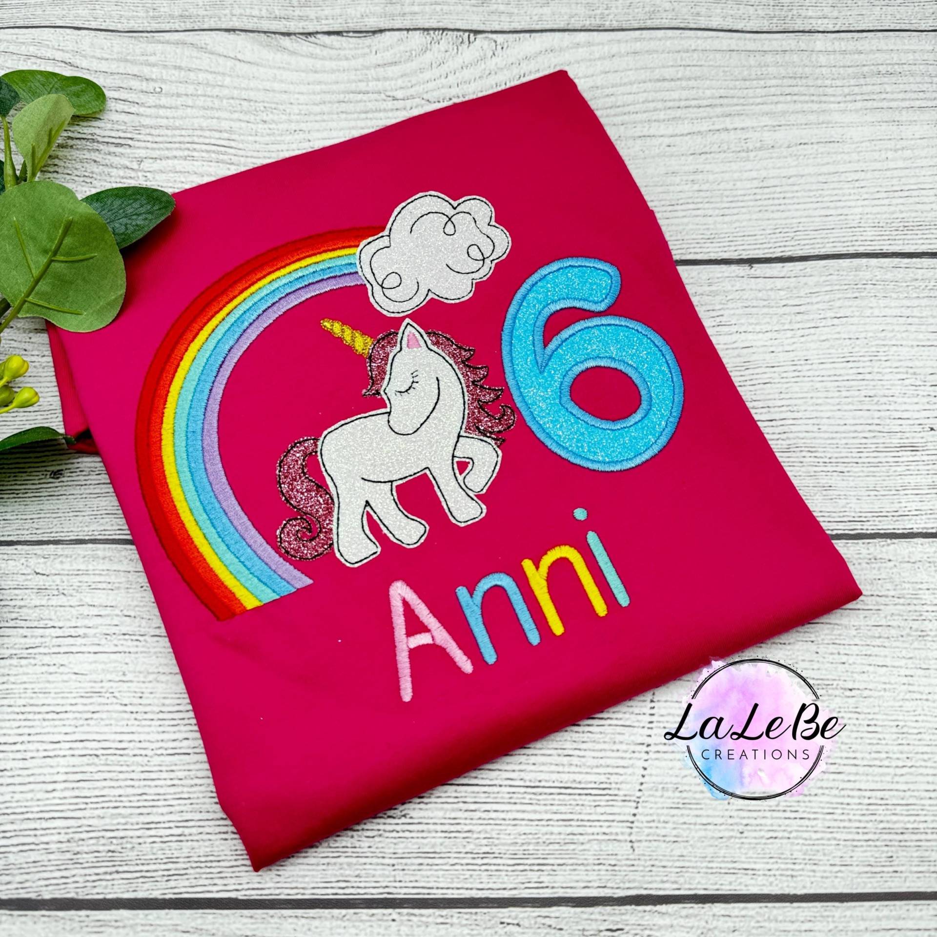 Geburtstags-T-Shirt Für Mädchen Mit Einhorn Und Regenbogen - Bestickt Name Alter Geburtstags-T-Shirt Für Mädchen Mit Einhorn Und Regenbogen - Bestickt Name Alter von LaLeBeCreations