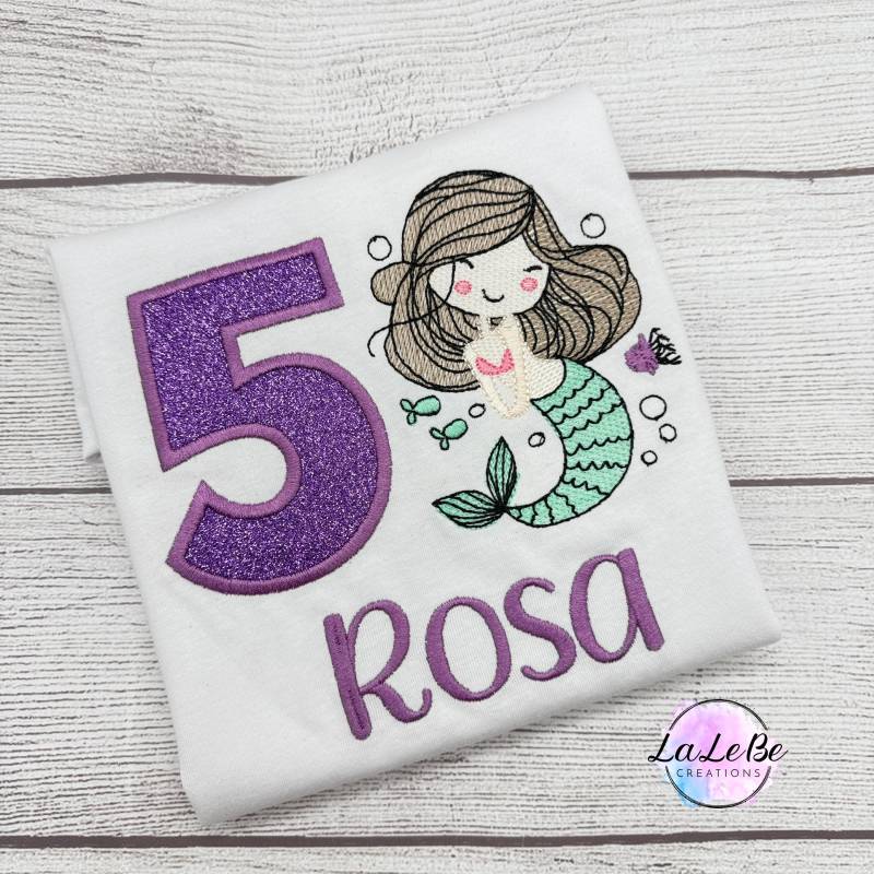 Geburtstagsshirt Für Mädchen Personalisiert Mit Meerjungfrau Und Glitzer Namen von LaLeBeCreations