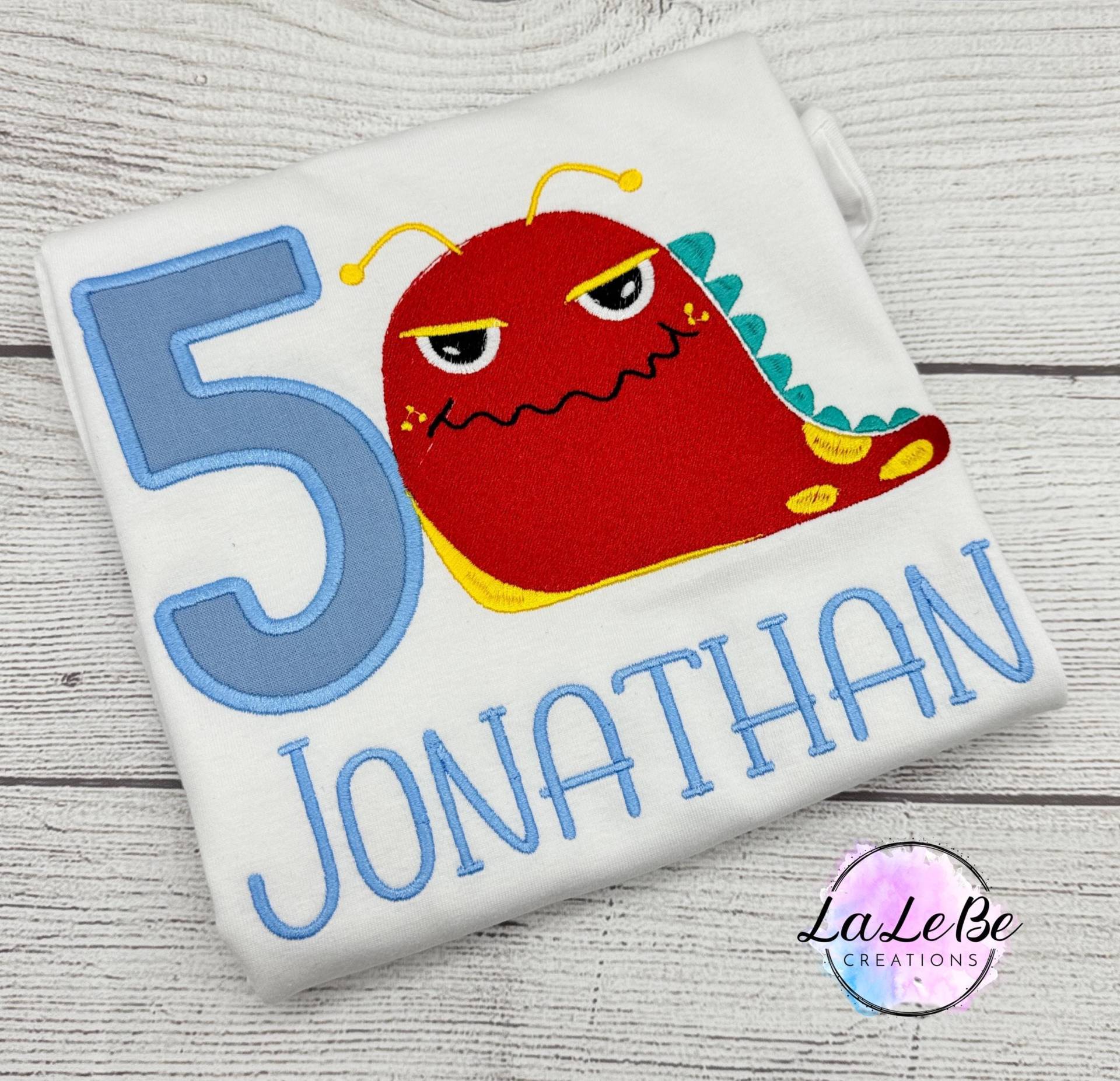 Personalisiertes Geburtstags-Shirt Für Jungen, Bestickt Mit Monster-Motiv Und Alter, Individuelles Jungen T-Shirt, Geschenkidee von LaLeBeCreations