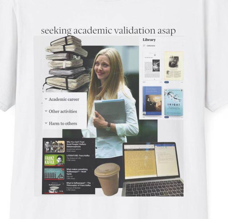 studyblr Bibliophile Girlblogger Meme | Amanda Seyfried Kafka Collage T-Shirt Trauriges Mädchen Femcel Coquette Aesthetic Tshirt studyblr Bibliophile Girlblogger Meme | Amanda Seyfried Kafka Collage T-Shirt Trauriges Mädchen Femcel Coquette Aesthetic Tshirt von LaMenteuseNYC