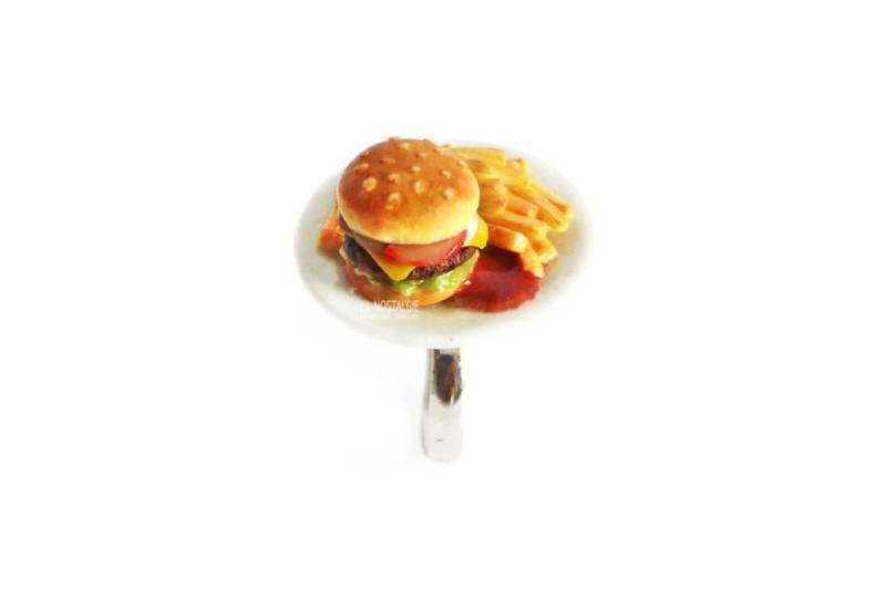 1Pc Burger Ring Statement Stapelbare Ringe Sommer Pommes Fast Food Retro Bbq Geschenk Für Frau Geburtstag Bester Freund 1Pc Burger Ring Statement Stapelbare Ringe Sommer Pommes Fast Food Retro Bbq Geschenk Für Frau Geburtstag Bester Freund von LaNostalgieJewelry