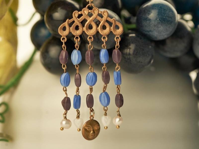 Daphne Ohrringe Handgefertigt Mit Antik Daphne Ohrringe Handgefertigt Mit Antik von LaParureJewelry