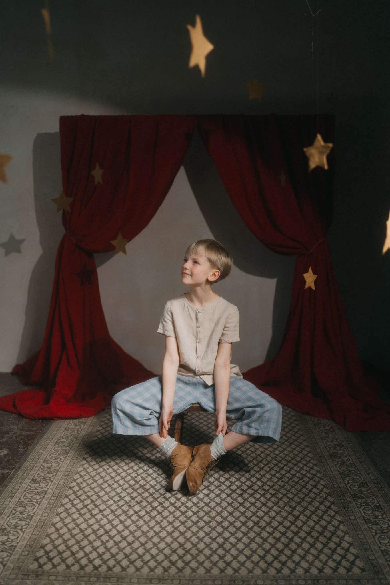 Kinder Leinen Shirt Bio Sommer Tunika Mit Kokosnuss Knöpfen von LaPetiteAlice