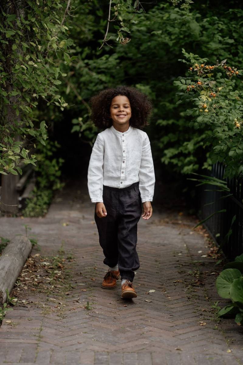 Kinder Leinenhose Jules Unisex Hose Mit Gummizug in Der Taille von LaPetiteAlice