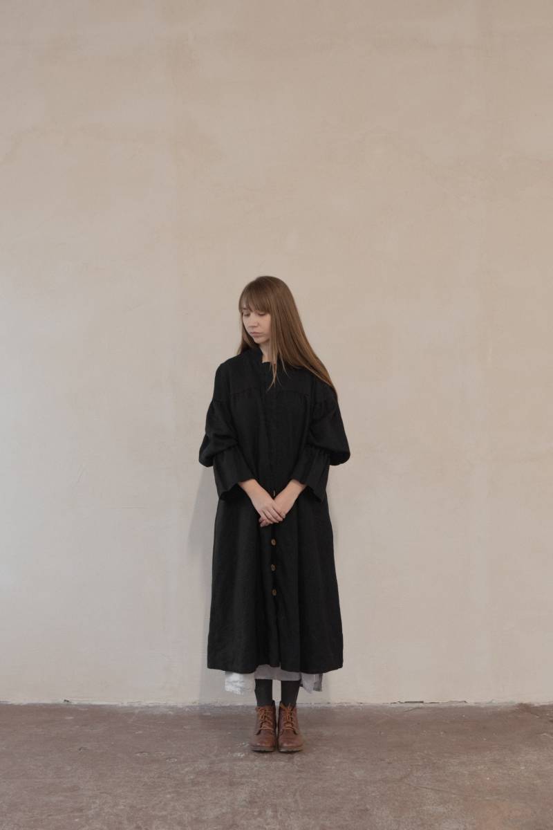 Langer Leinenmantel Für Frauen Dawn Lange Leinen Duster Strickjacke Kimono Jacke Mit Langen Ärmeln Gewaschen Weiches Top | Optional Stickerei von LaPetiteAlice