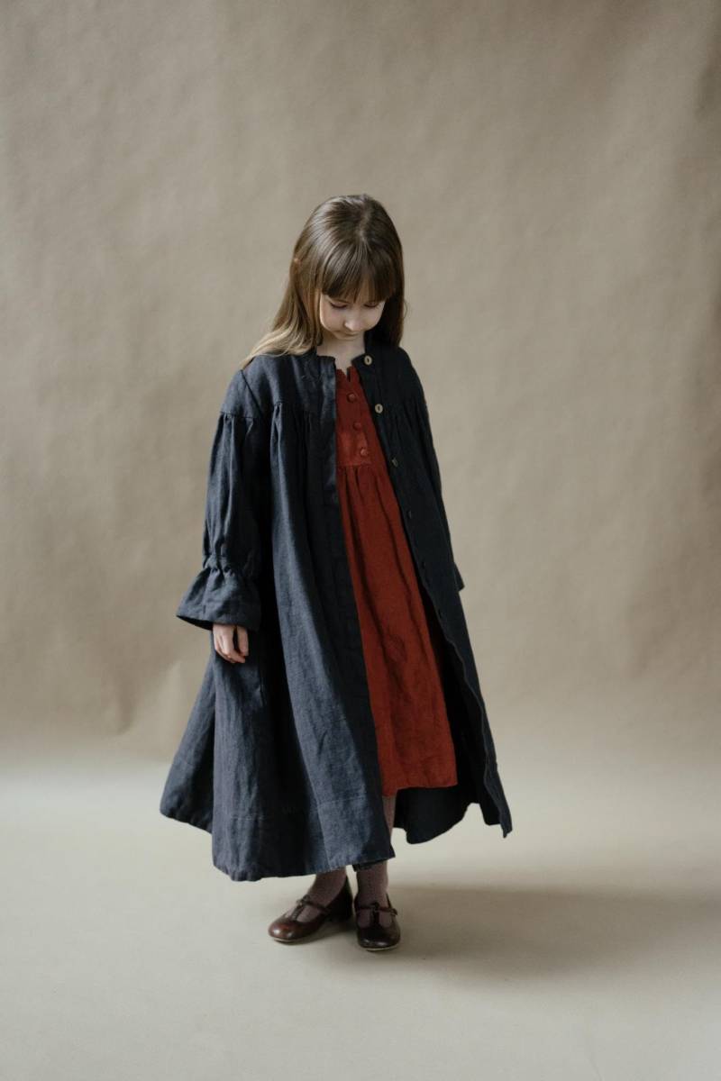 Langer Mädchen Leinen Mantel Geraffte Ärmel, Boho Vintage Stil von LaPetiteAlice