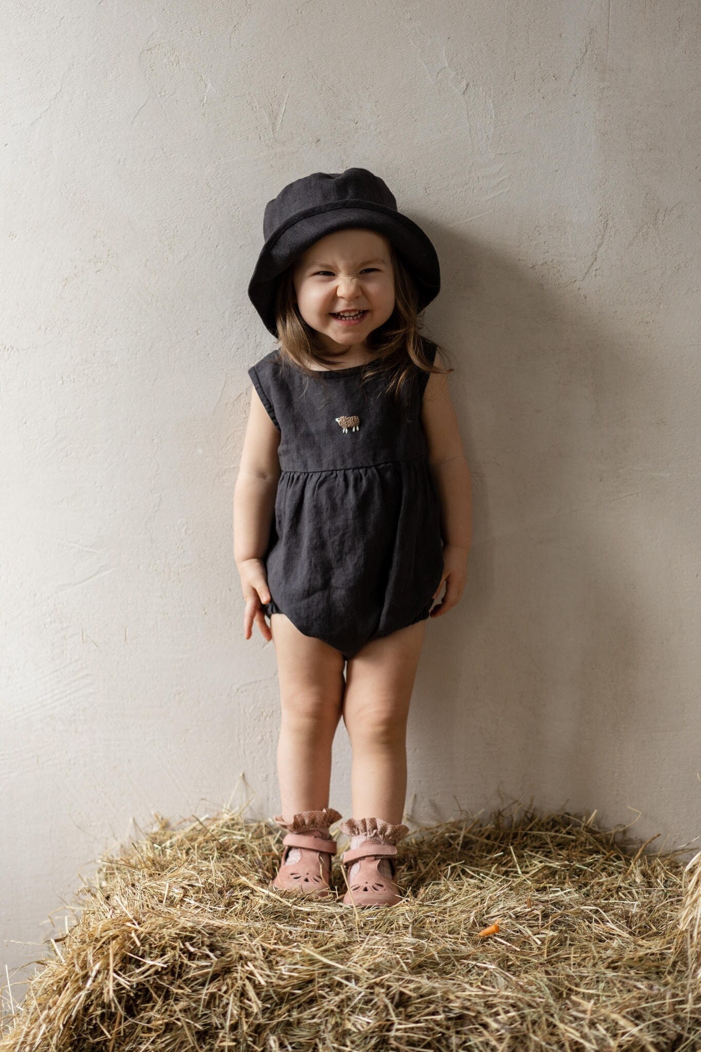 Leinen Baby Strampler Sommer Overall Mit Optional Stickerei von LaPetiteAlice