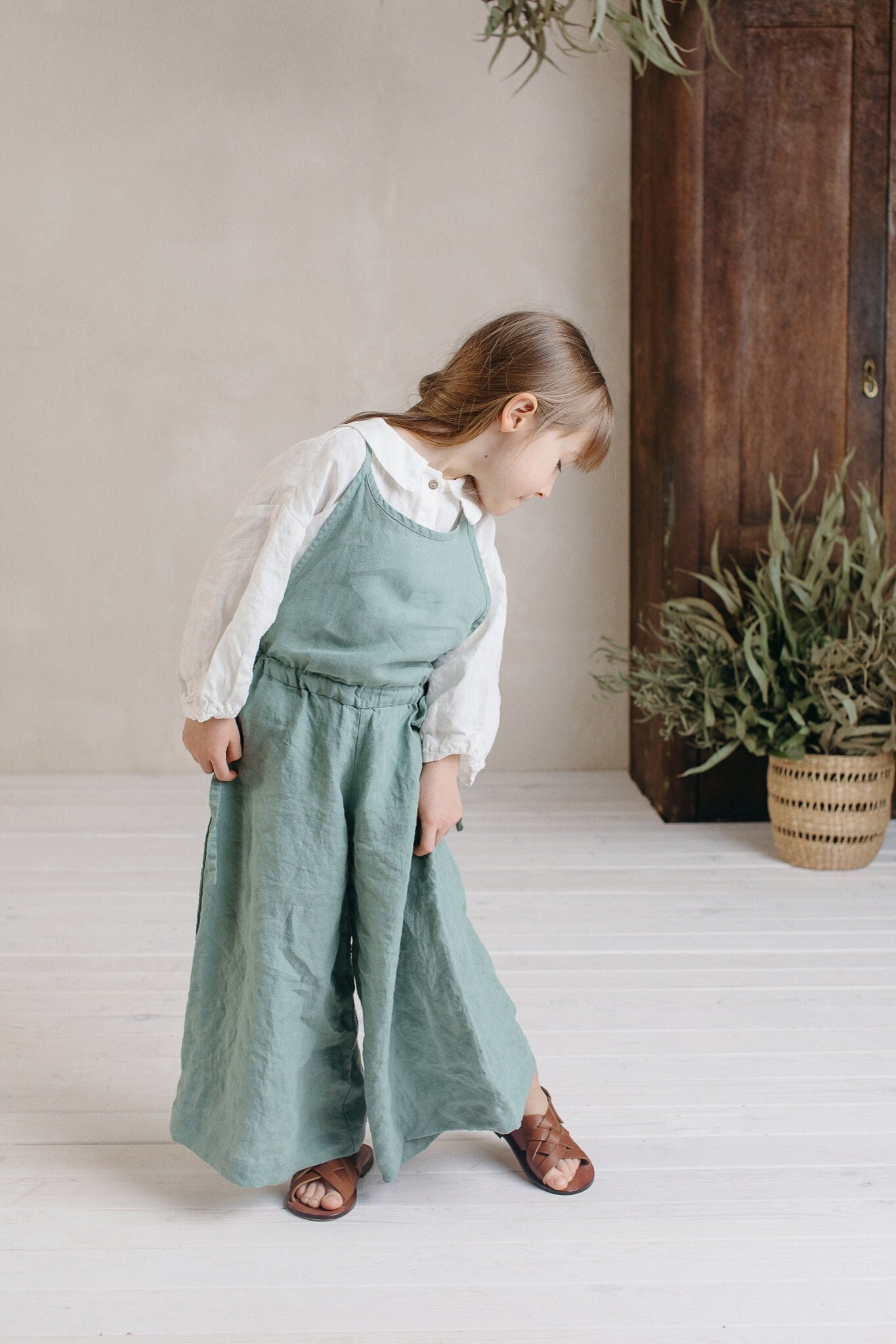 Leinen Jumpsuit Joan Für Kinder | Optional Stickerei von LaPetiteAlice