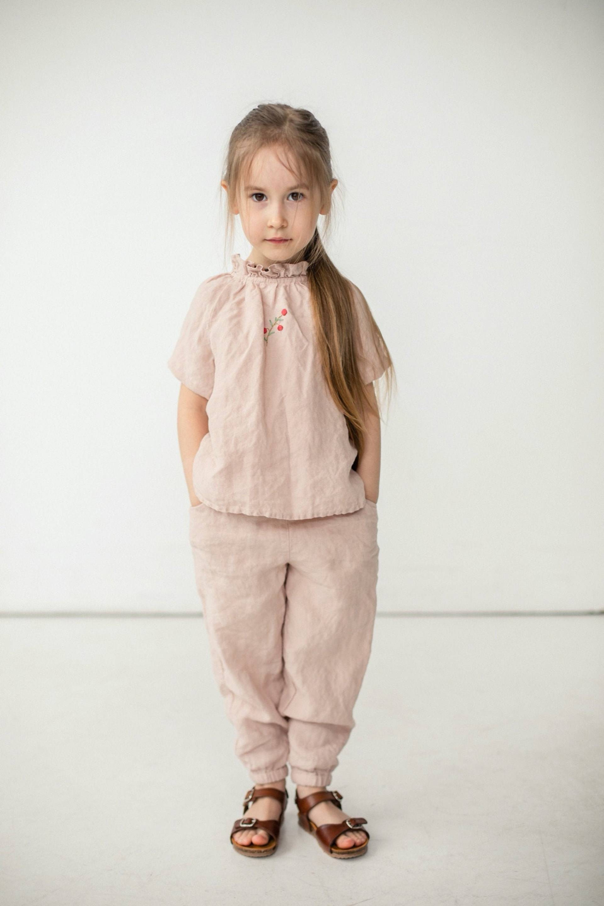 Leinen Rüschen Tunika Handgemachte Baby Bluse Mit Stickerei von LaPetiteAlice