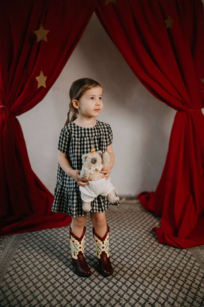 Leinen Sommerkleid Alice Kurzarm Kinder | Optional Bestickung von LaPetiteAlice