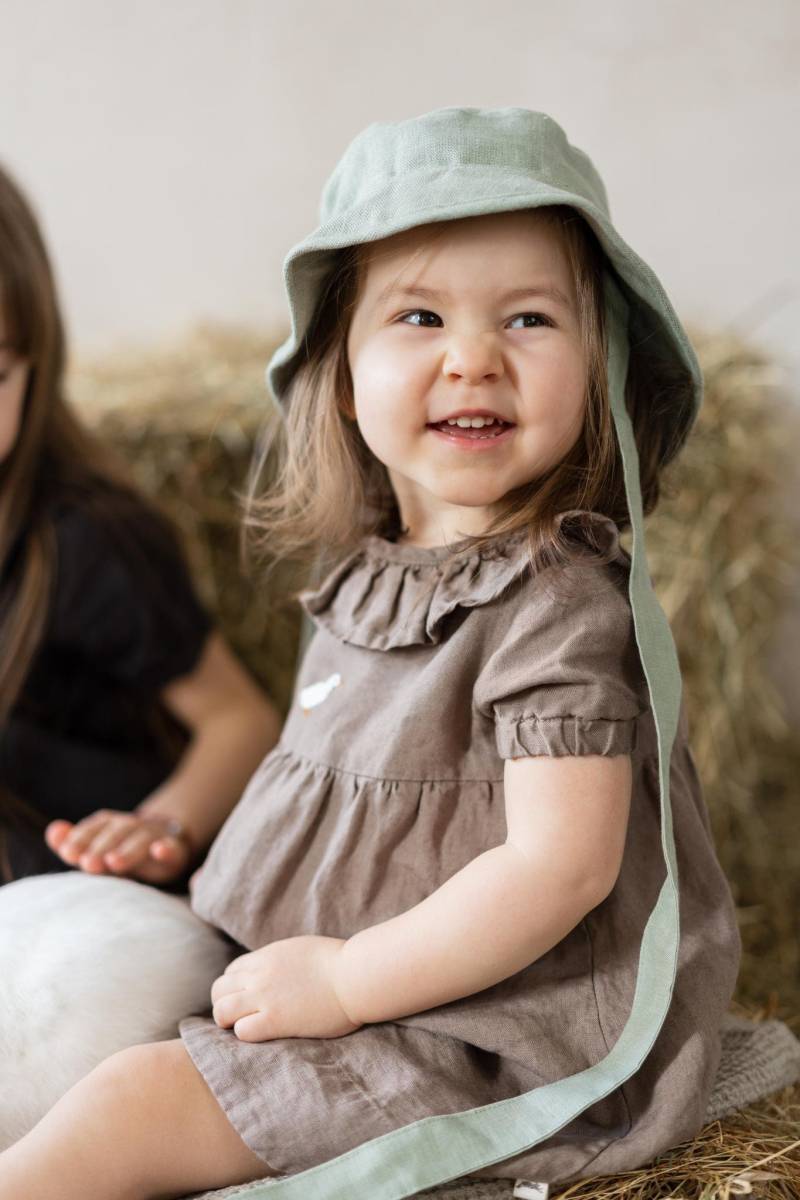 Leinen Sonnenhut Paloma Für Mädchen Mit Breiter Krempe, Optional Stickerei von LaPetiteAlice