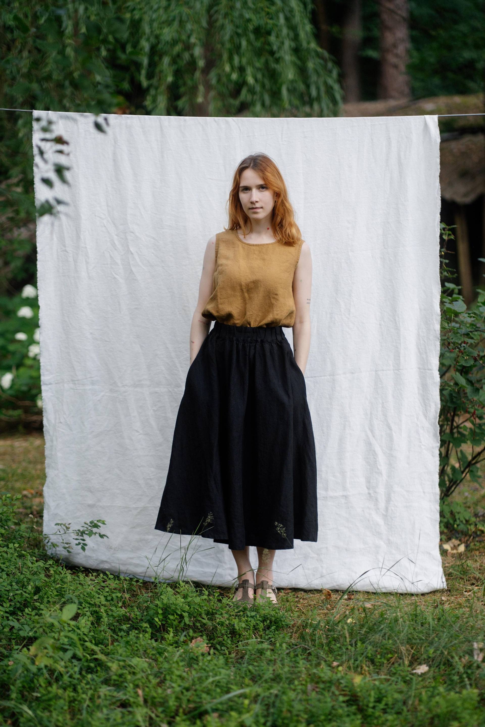Leinenrock Violete in Schwarze Farbe, Sommer Baumwoll Rock, A-Linie Falten Gummibund Ausgestellter Midi Rock | Optional Stickerei von LaPetiteAlice