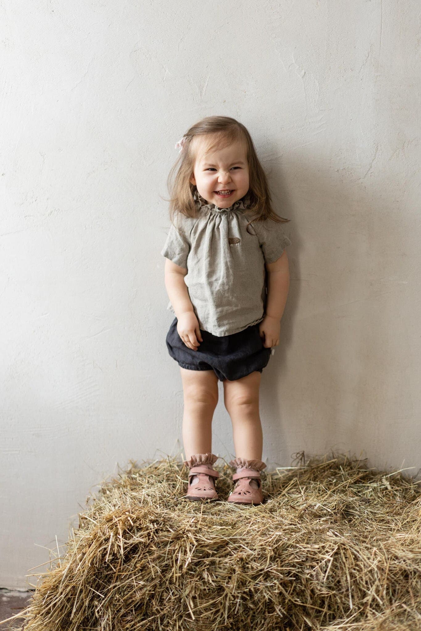 Mädchen Leinen Rüschen Tunika Handgemachte Kurzarm Bluse, Optional Mit Stickerei von LaPetiteAlice