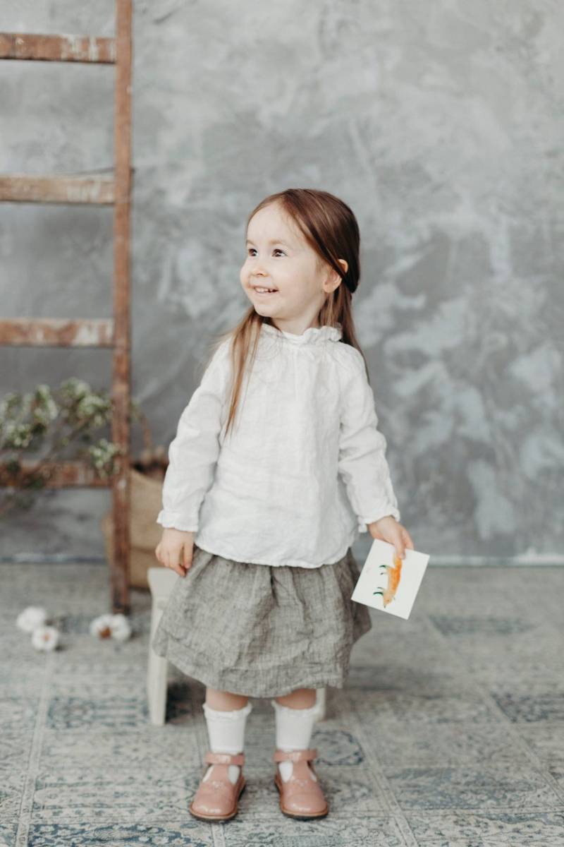 Mädchen Leinen Rüschen Tunika Langarm Bluse, Oeko-Tex Zertifiziert von LaPetiteAlice