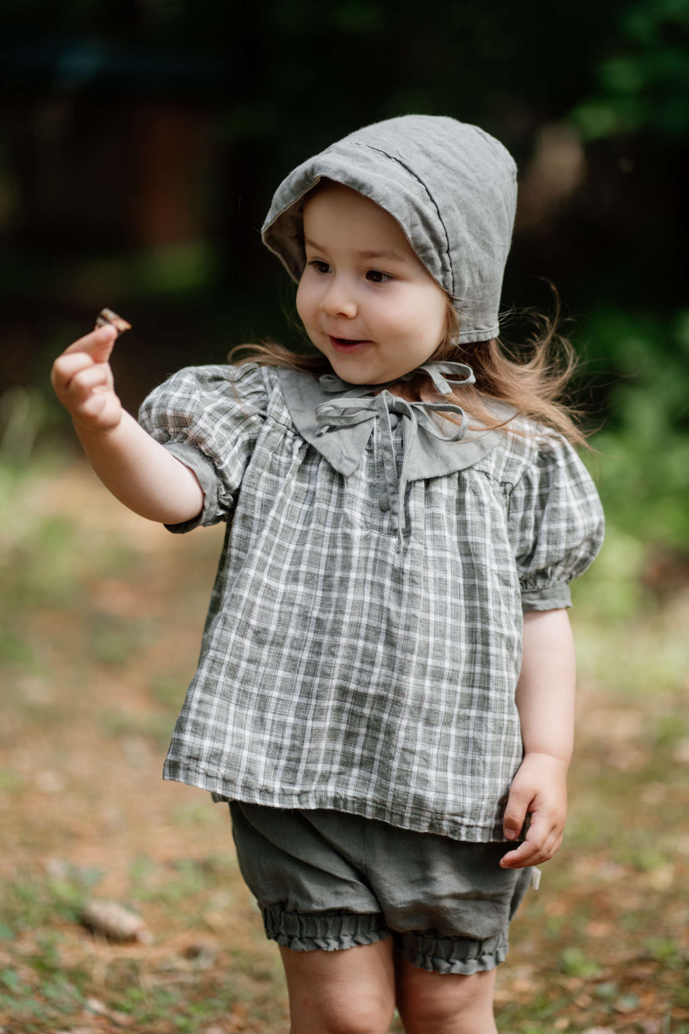 Mädchen Leinenbluse Sommer Top Mit Puffärmel, Optional Stickerei von LaPetiteAlice