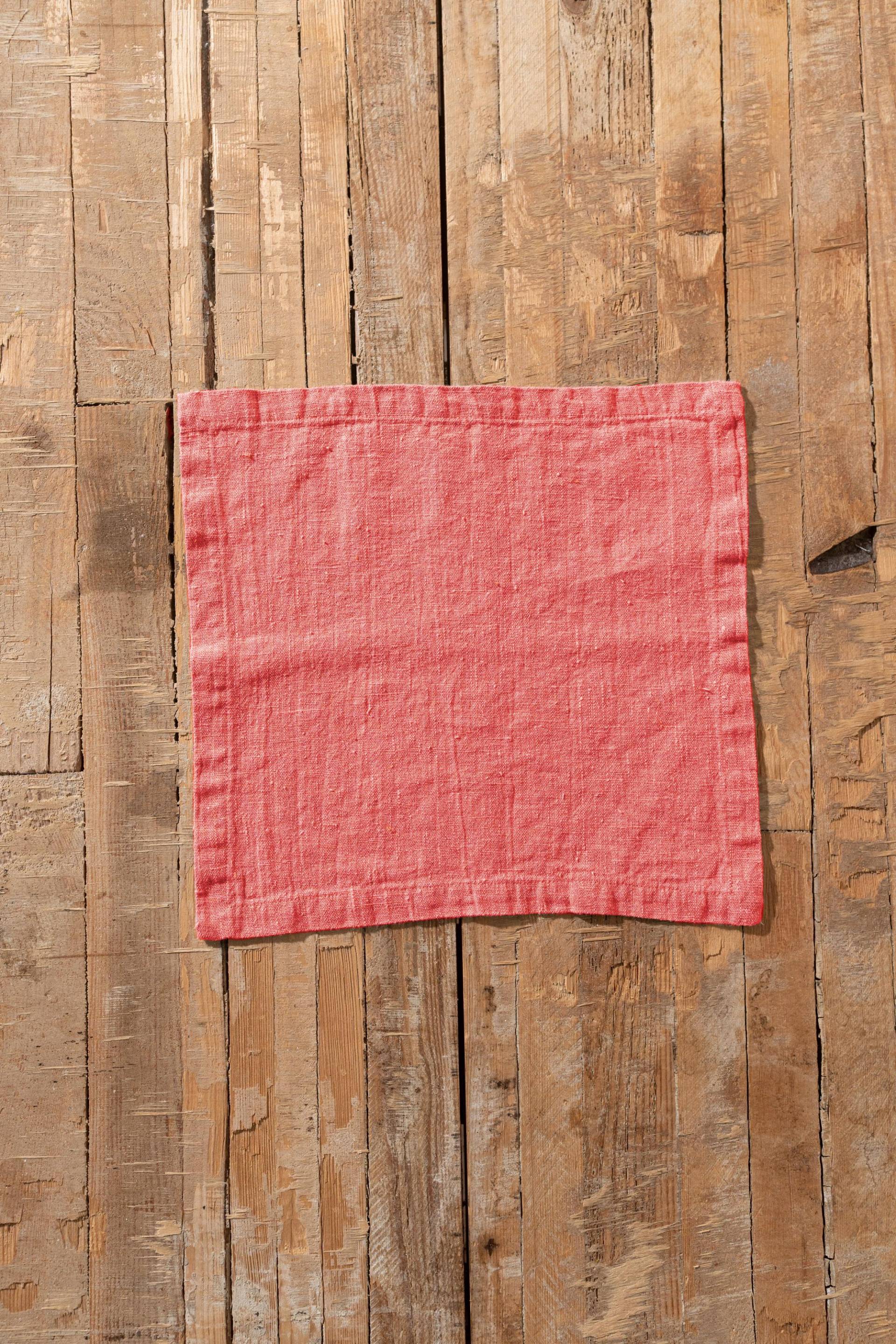 Tischserviette Aus Festem Wassermelonen-Rosa Leinen | Optional Stickerei von LaPetiteAlice