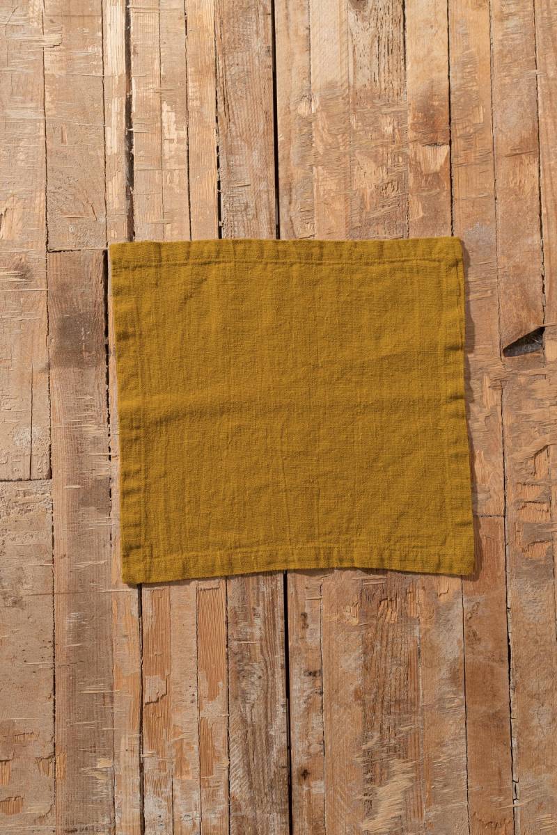 Tischserviette in Festem Bernsteingelbem Leinen | Optional Stickerei von LaPetiteAlice