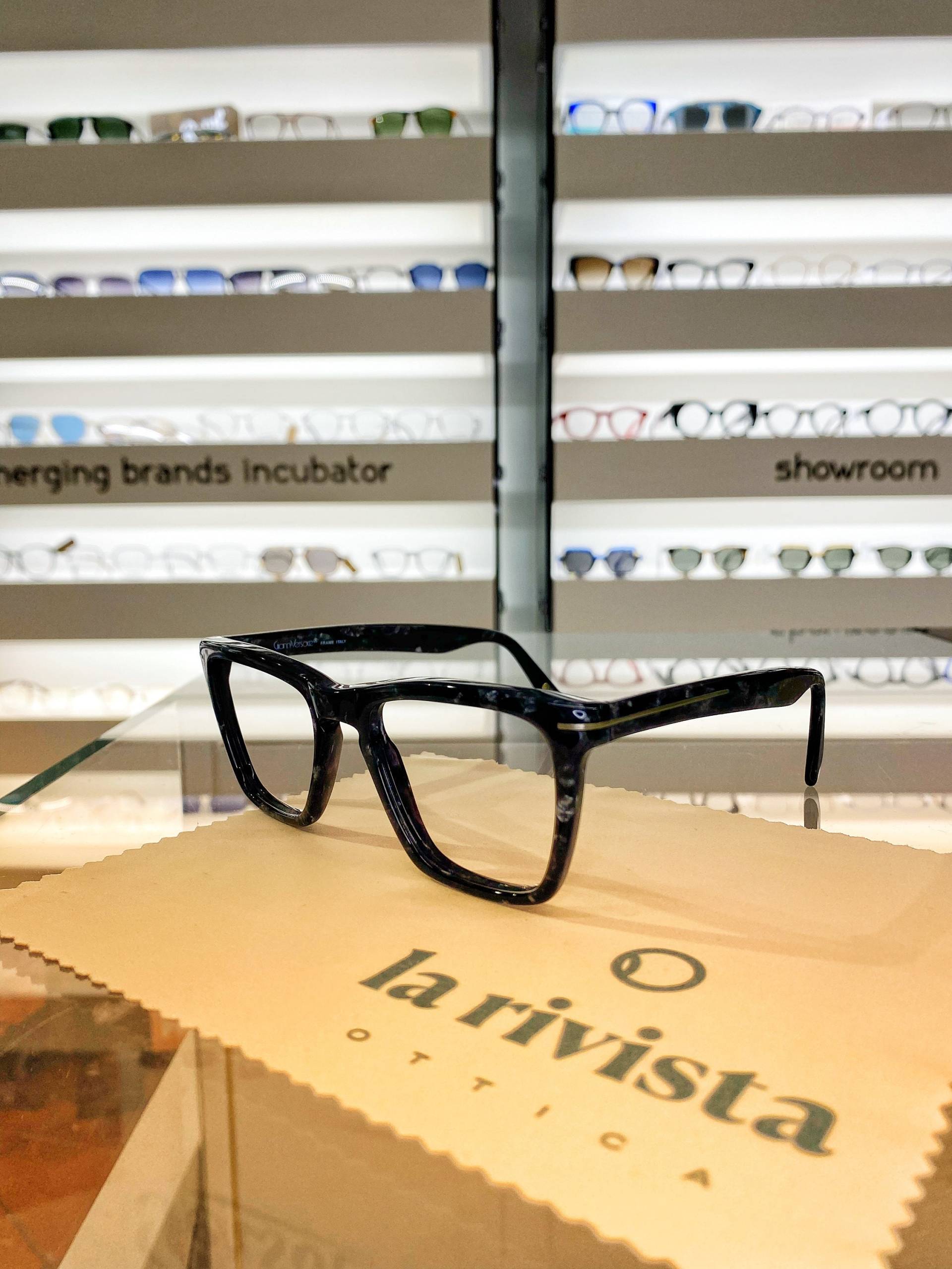 Vintage Brille Gianni Versace 459 901 Vintage Brille Gianni Versace 459 901 von LaRivistaOttica