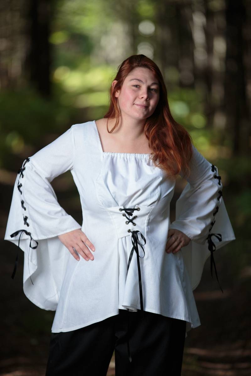 Mittelalterbluse Justine Grandeur Nature Wedding Chic Mittelalterbluse Justine Grandeur Nature Wedding Chic von LaRoseetleDragon