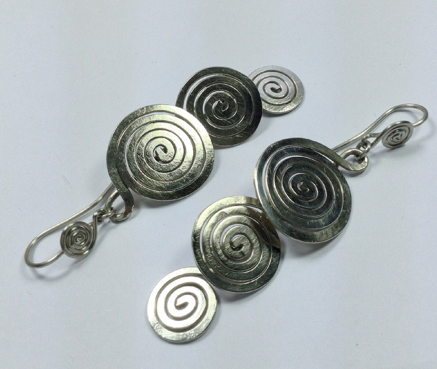 Große Spiralohrringe "Eternity" von LaSombrilla