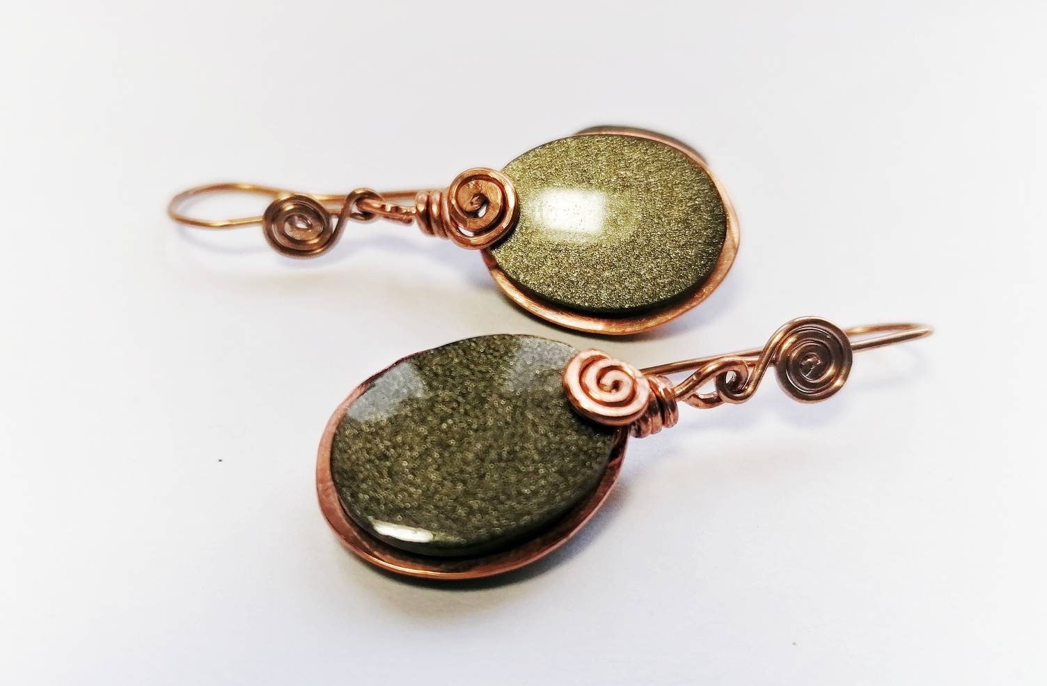 Ohrringe Gold Obsidian Kupfer von LaSombrilla