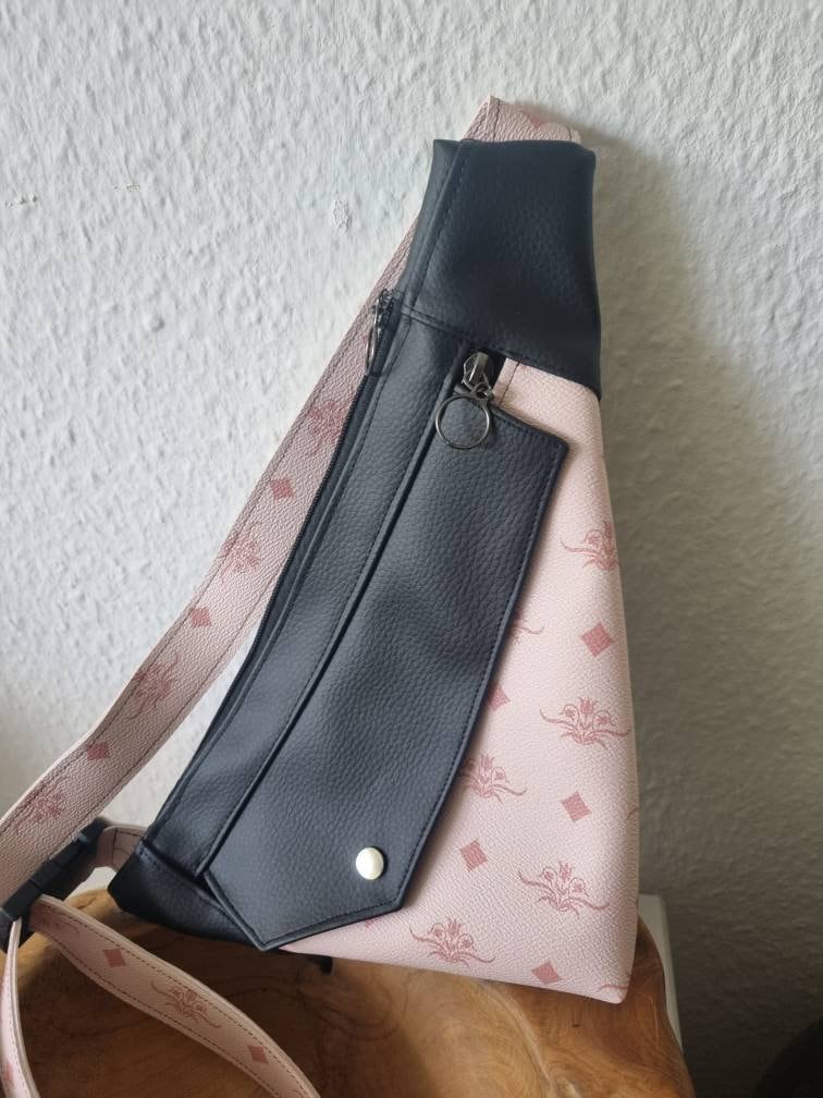 Slingbag Ernie Schwarz Rosa von LaVemDesign