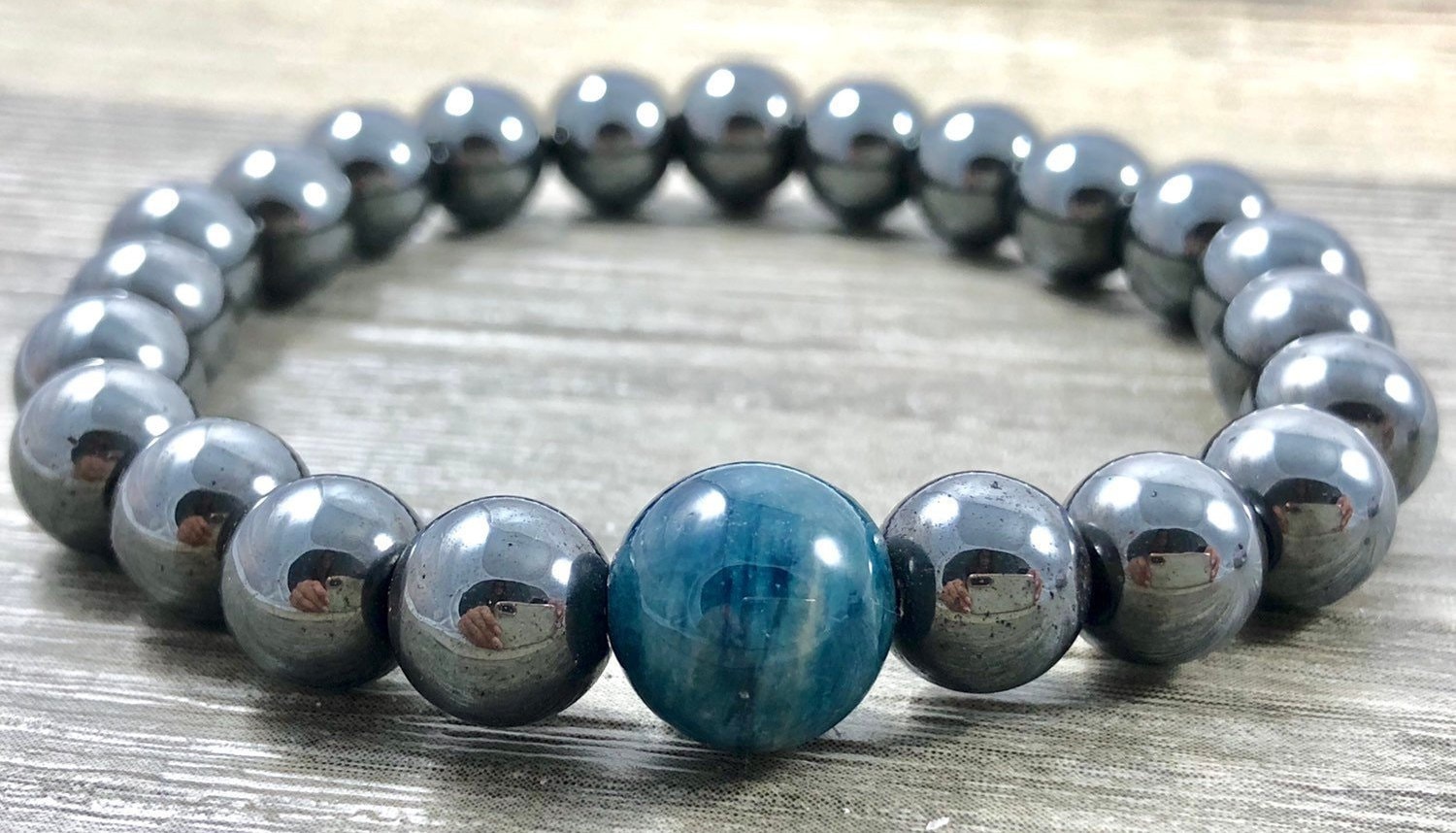 Herren 10mm Hämatit Stretch Armband W/12mm Kyanit Akzent Perle Echte Edelstein Schmuck Herren 10mm Hämatit Stretch Armband W/12mm Kyanit Akzent Perle Echte Edelstein Schmuck von LaVieEnRoseJewelry