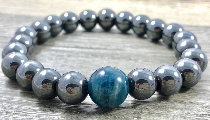 Herren 10mm Hämatit Stretch Armband W/12mm Kyanit Akzent Perle Echte Edelstein Schmuck Herren 10mm Hämatit Stretch Armband W/12mm Kyanit Akzent Perle Echte Edelstein Schmuck von LaVieEnRoseJewelry