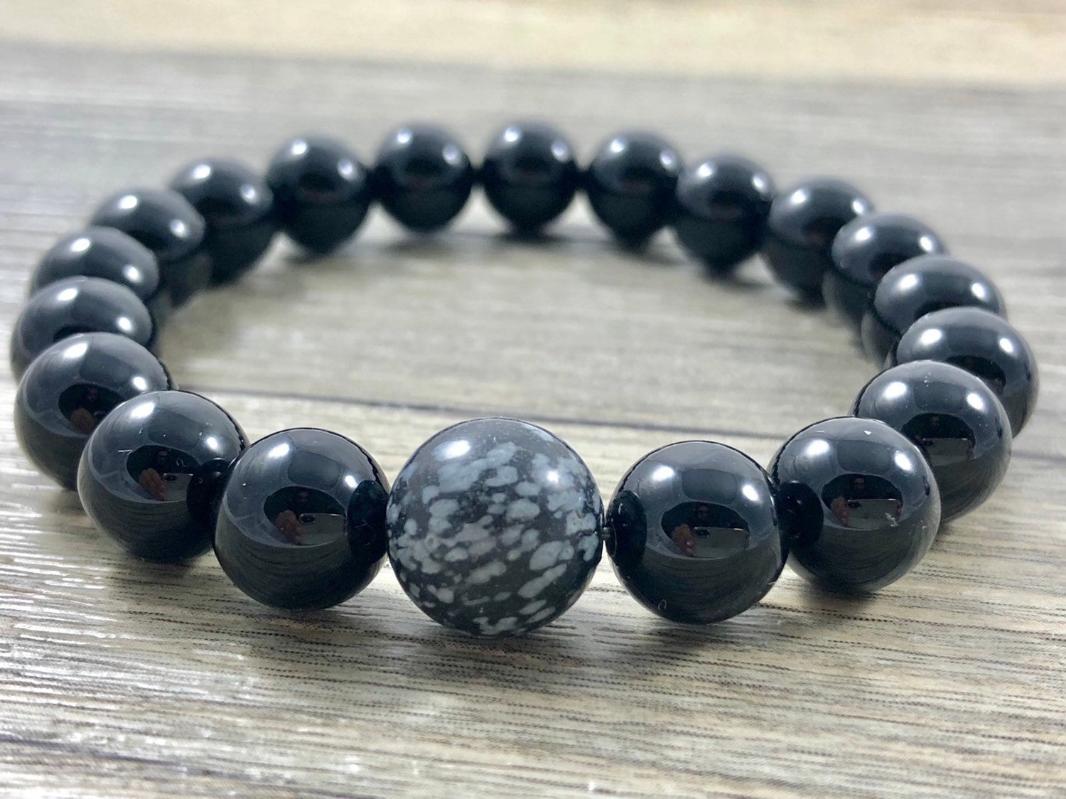 Herren 10mm Schwarz Onyx Stretch Armband Mit 12mm Schneeflocke Obsidian Akzent Perle/Schmuck Echte Edelstein Herren 10mm Schwarz Onyx Stretch Armband Mit 12mm Schneeflocke Obsidian Akzent Perle/Schmuck Echte Edelstein von LaVieEnRoseJewelry