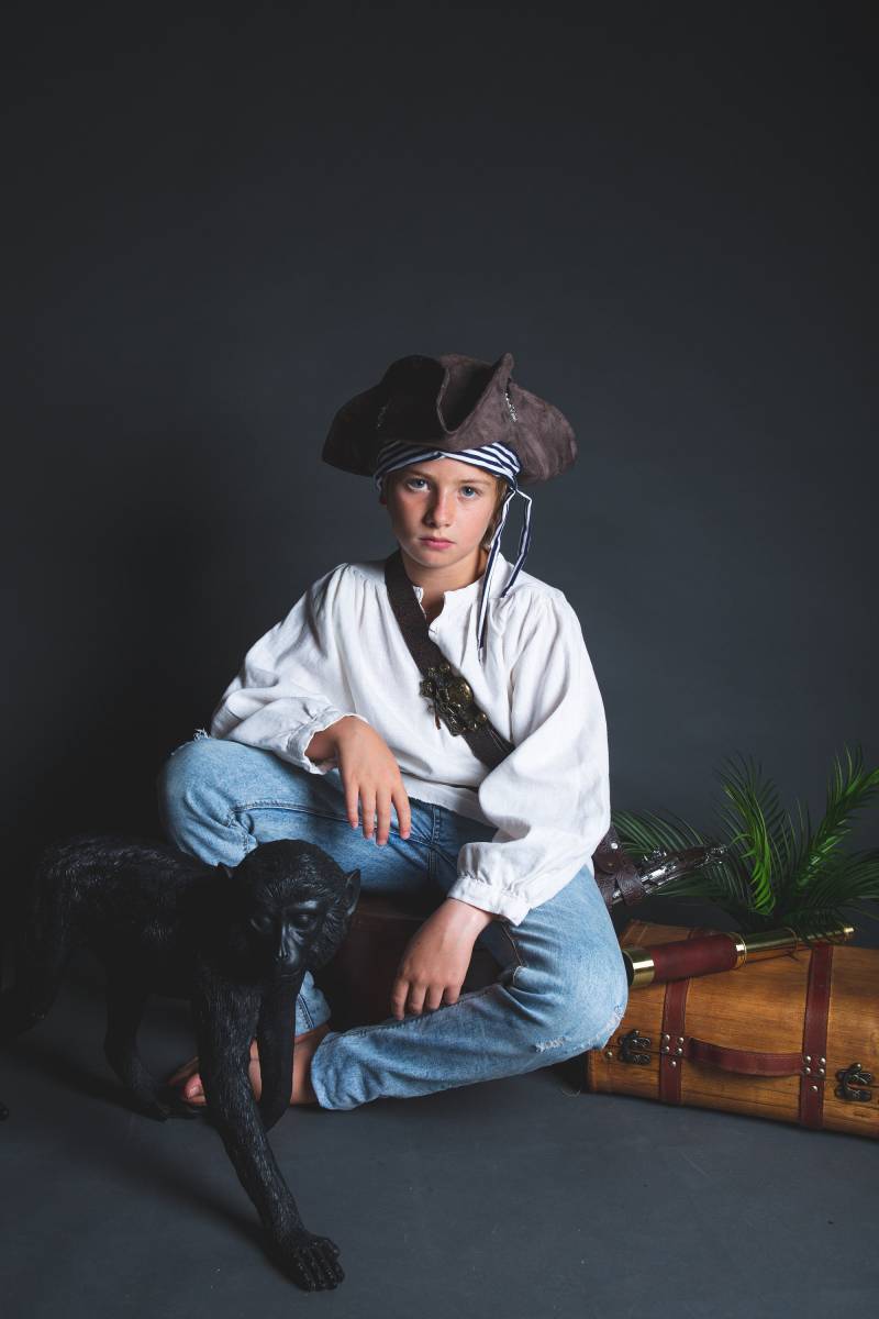 Piraten-Dreispitz Aus Wildleder Und Matrosenstoff - Handgefertigter Piratenkostümhut Kinder- Oder Erwachsenengröße von LaVieEnRoseaParis