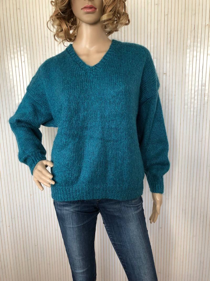 Damen V-Ausschnitt Pullover Vintage Winterpullover Helles Entengrün Handgestrickter Wollpullover von LaVieilleEtoffe