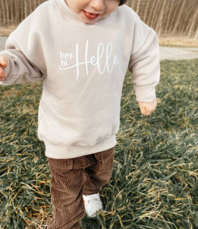 Oversize Sweatshirt Statement " Hey Hello Gr. 50/56 - 122/128 Beige- Baby Kinder Sweater Front Print von Label1912