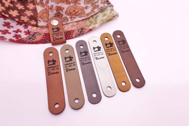 Falt-Labels Personalisiert Inkl. Schrauben/Nählabels Motiv Nähmaschine von LabelFabrik
