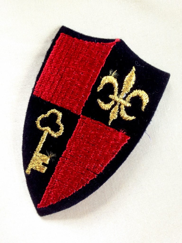 Aufnäher Zum Aufbügeln Schwarzer Samt Rot Gold Metallic Fleur De Lis Stickerei Schild Patch Vintage Applikation, Uniform Abzeichen Versorgung von LaceApplique