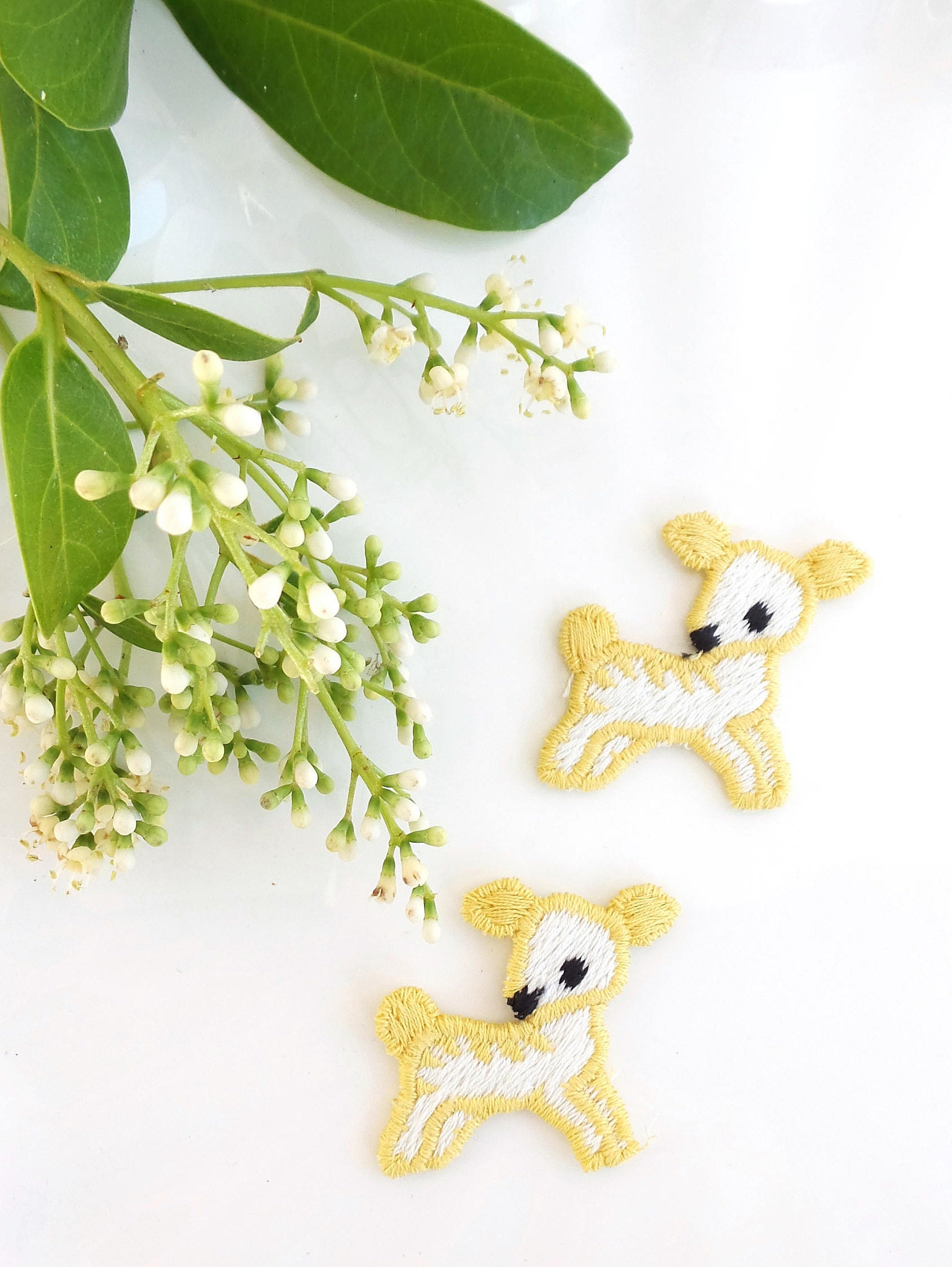 Reh Rehkitz Gestickte Applikation Vintage Cornsilk Weiße Hirsche Nähen Auf Tier Patch, Kinder Lieben Niedlichen Stickerei Handwerk 5457 Reh Rehkitz Gestickte Applikation Vintage Cornsilk Weiße Hirsche Nähen Auf Tier Patch, Kinder Lieben Niedlichen Stickerei Handwerk 5457 von LaceApplique