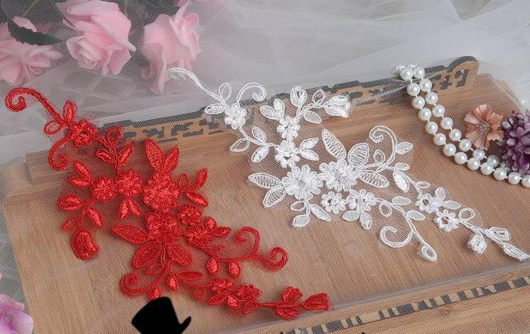 Florale Spitzenapplikationen Venedig Alençon Applikationen Nähen Spitze Patch Off-White Red Patches Ll202 Florale Spitzenapplikationen Venedig Alençon Applikationen Nähen Spitze Patch Off-White Red Patches Ll202 von LaceBijouxabc