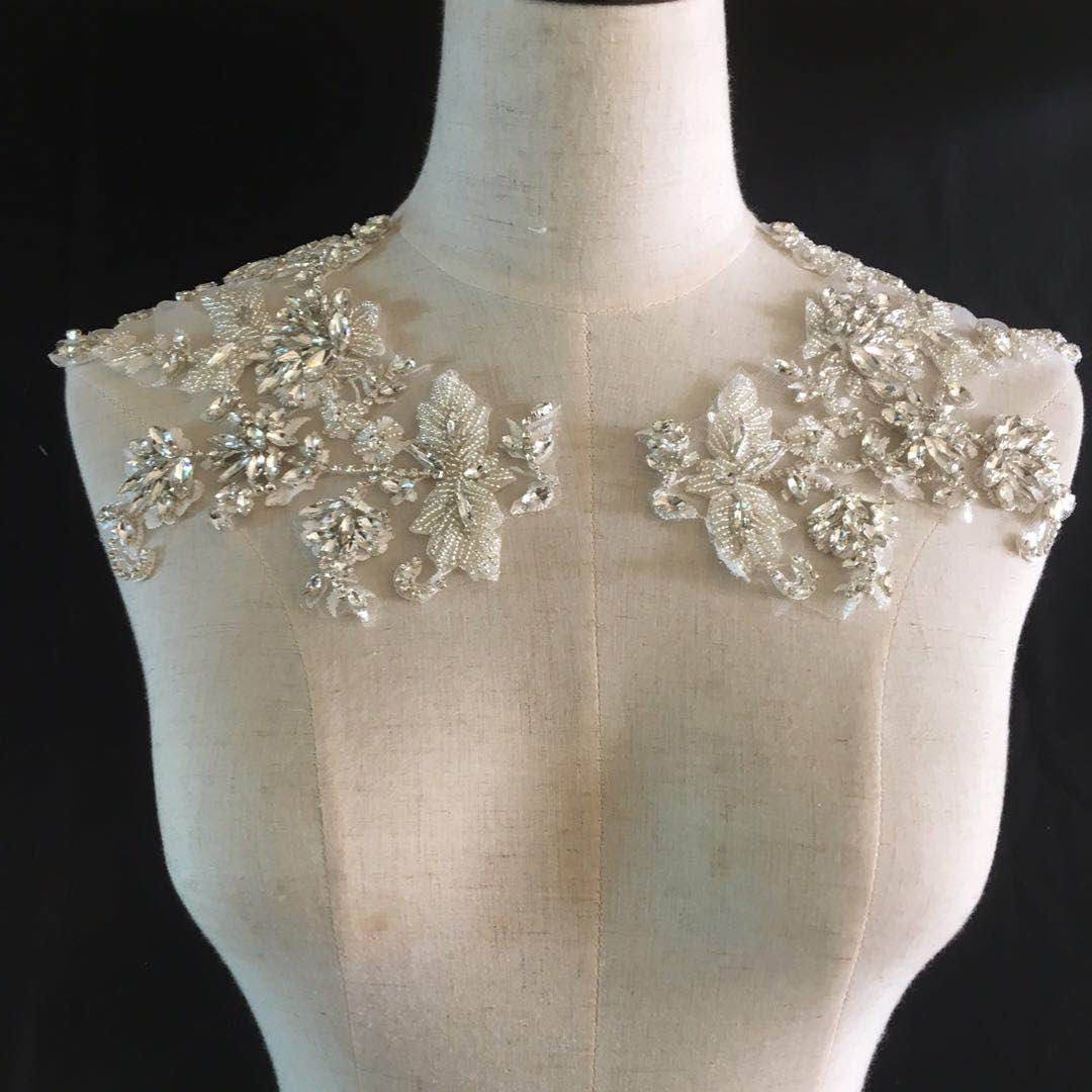 Silberne Strassapplikation Mit Blumen Silberne Strassapplikation Mit Blumen von LaceFun