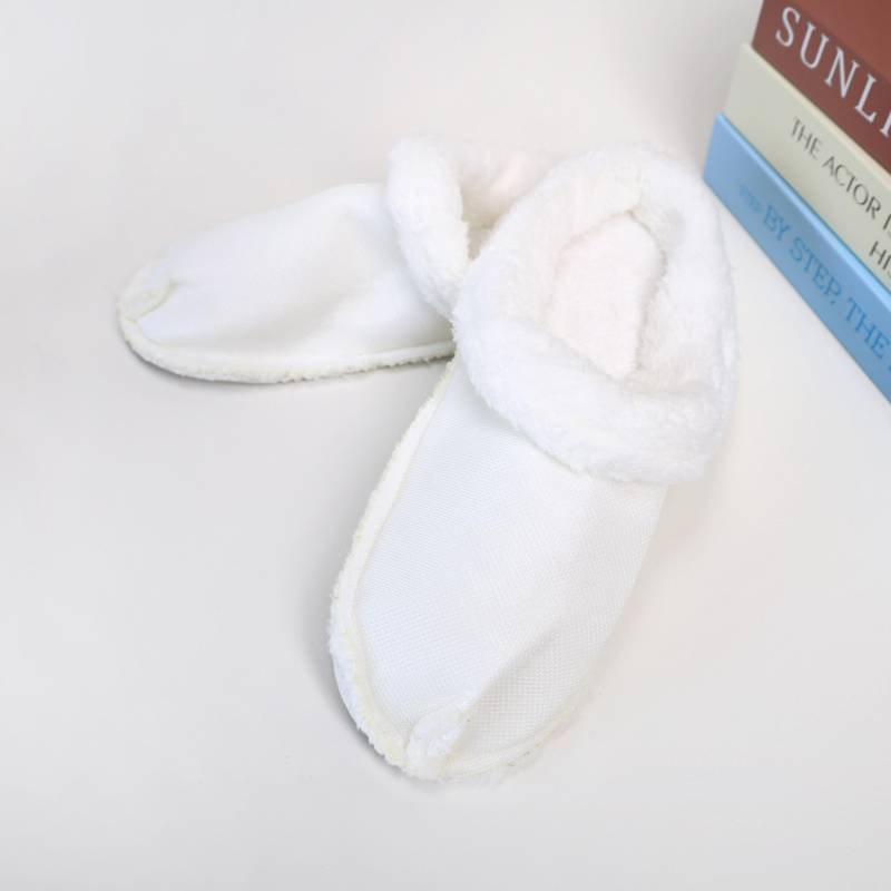 Enhance Your Home Comfort With Our Detachable Plush Slipper Liners & Easily Removable For Simple Cleaning-Warmth in The Cold Season von LaceHavendesign