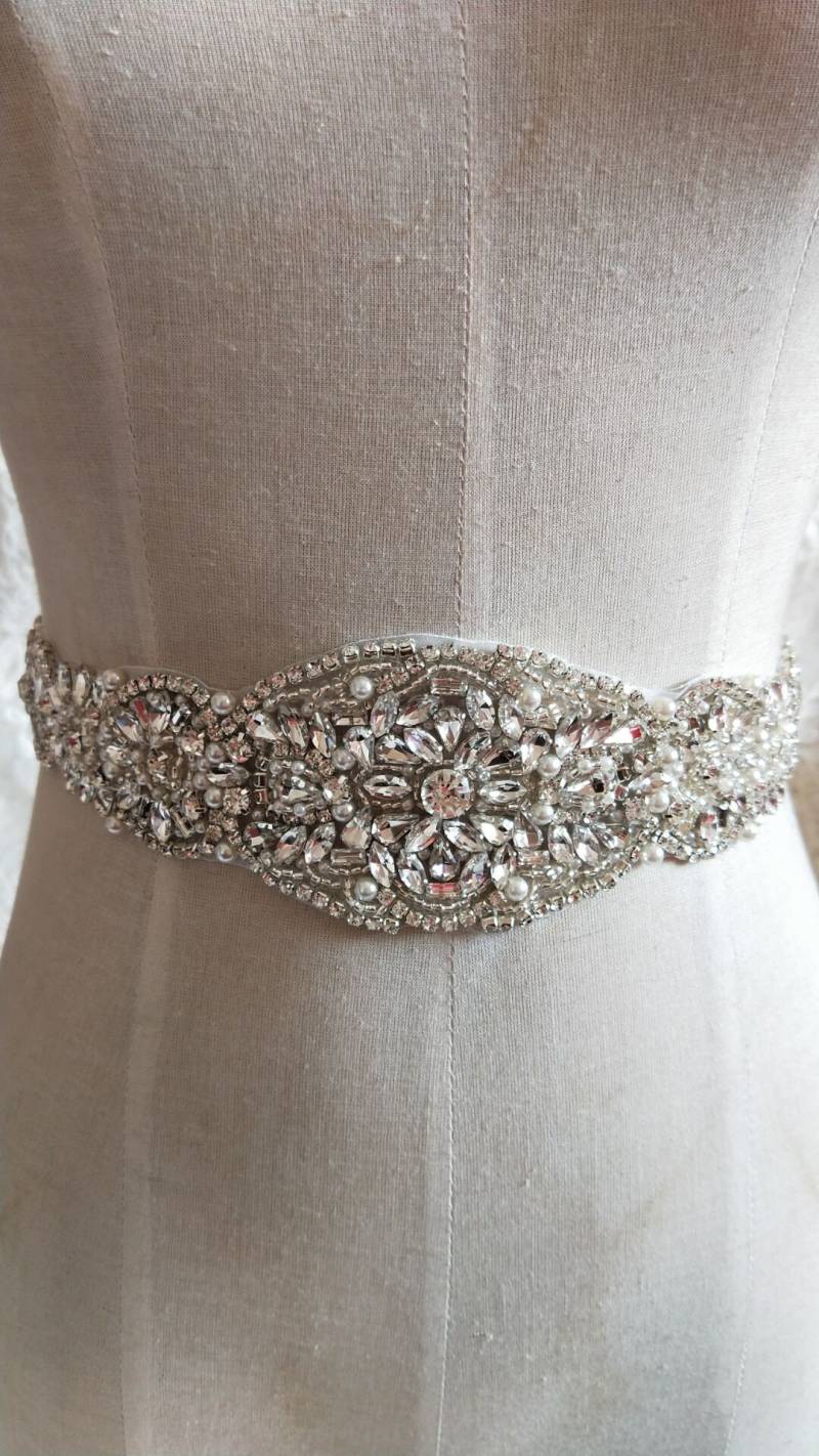 Luxus Strass Kristall Spitze Trim 2, 55 "Breit Für Braut Accessoires Hochzeit Kleid Schärpe Gürtel Stirnband Riemen Kostüm Verschönerung 3 Farben Luxus Strass Kristall Spitze Trim 2, 55 "Breit Für Braut Accessoires Hochzeit Kleid Schärpe Gürtel Stirnband Riemen Kostüm Verschönerung 3 Farben von Lacebeauty
