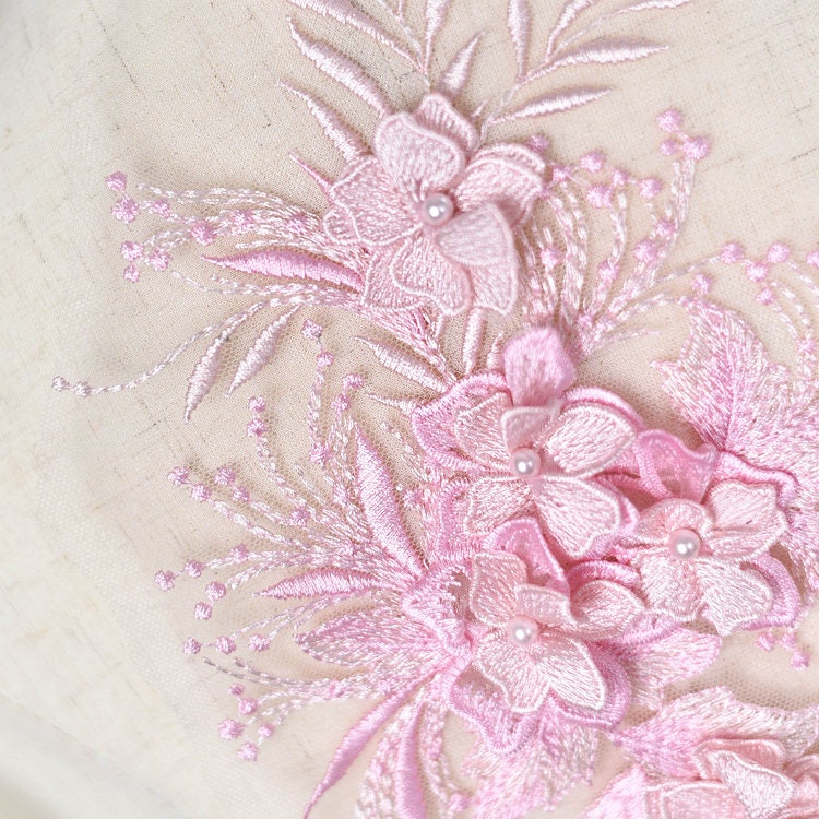 Pinke Spitze Applikation, Schwere Perlenspitze 3D Applikation Mit Perlen, Braut 3D Floral, Blumen Pinke Spitze Applikation, Schwere Perlenspitze 3D Applikation Mit Perlen, Braut 3D Floral, Blumen von Lacefabricstore