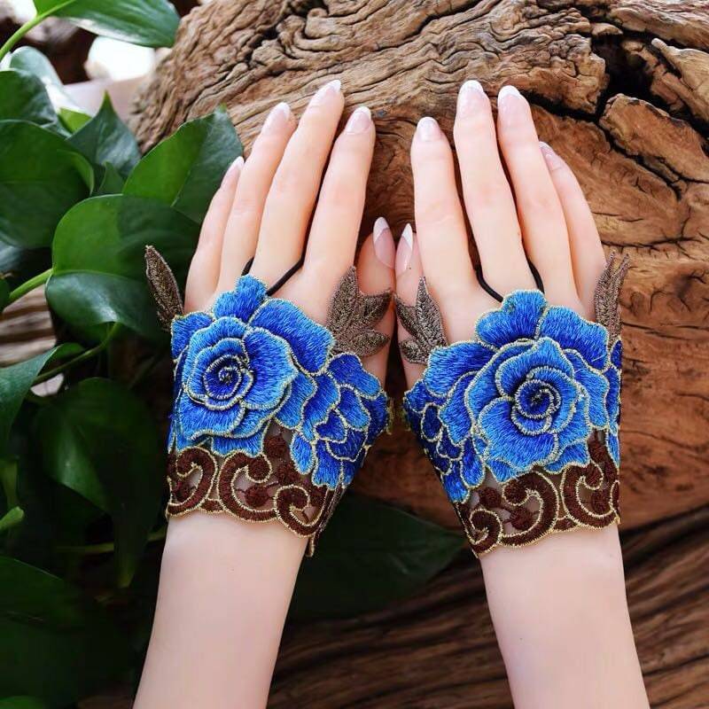 Ein Paar 3D-Blumen Blumen Handschuh Bestickt Bunte Blume Patch Applikation Ein Paar 3D-Blumen Blumen Handschuh Bestickt Bunte Blume Patch Applikation von Laceshine