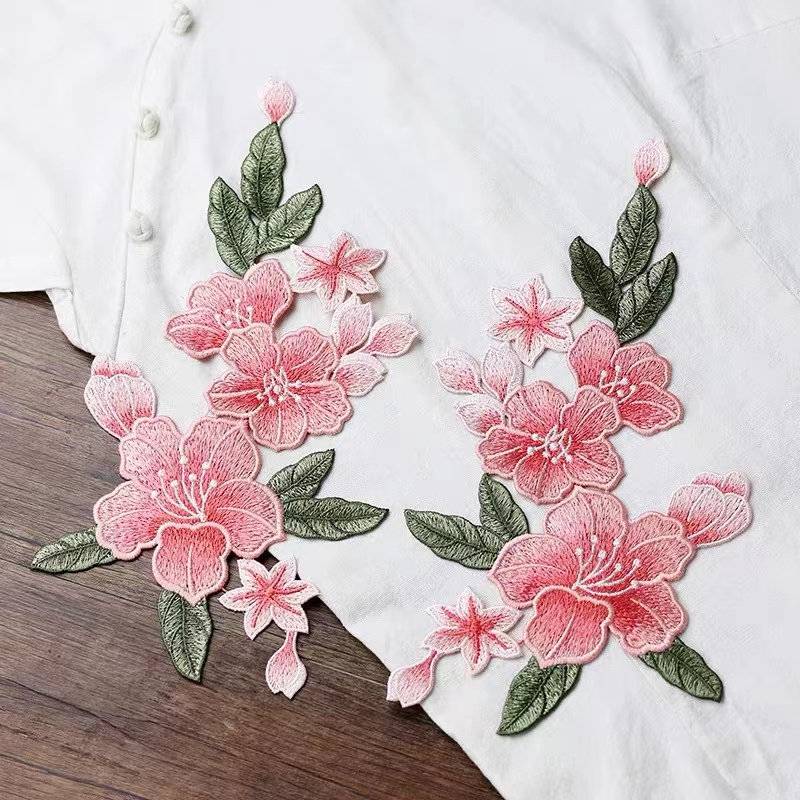 Ein Paar Blumen Geblüm Patch Applikation Kleidung Dekoration Gestickter Flicken von Laceshine