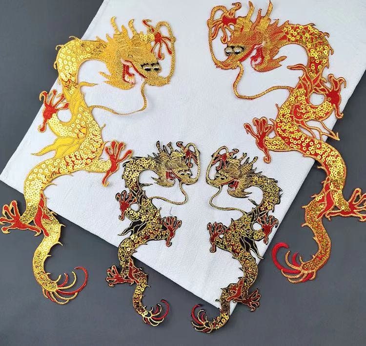 Ein Paar Drachen Stickerei Pailletten Applikation Kleidung Dekoration Gestickt Patches Ein Paar Drachen Stickerei Pailletten Applikation Kleidung Dekoration Gestickt Patches von Laceshine