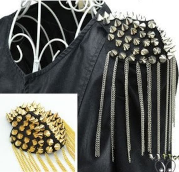 Ein Paar Quasten Schulterklappen, Gold Bolzen Schulterklappen Nieten Schulterpolster, Schulterverschönerung, Spike Epaulet Ein Paar Quasten Schulterklappen, Gold Bolzen Schulterklappen Nieten Schulterpolster, Schulterverschönerung, Spike Epaulet von Laceshine