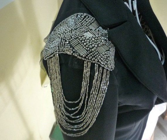 Ein Paar Schmuck Quaste Große Schulter Brosche Epaulet Epaulettes Pads Diy Handwerk Ein Paar Schmuck Quaste Große Schulter Brosche Epaulet Epaulettes Pads Diy Handwerk von Laceshine