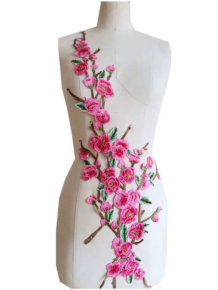 Große Pflaumen Blume Applikation Gestickte Kleidung Dekoration Patch Aufnähen von Laceshine