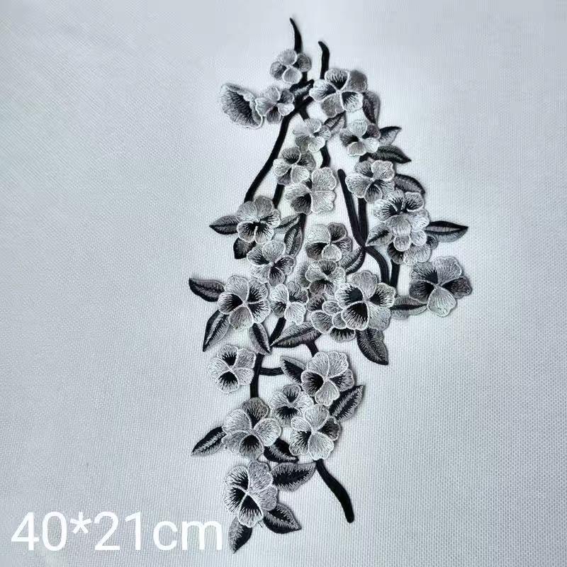 Große Tinte Pflaume Blume Gestickt Applikation Patch Auf Kleidung Dekoration Genäht von Laceshine